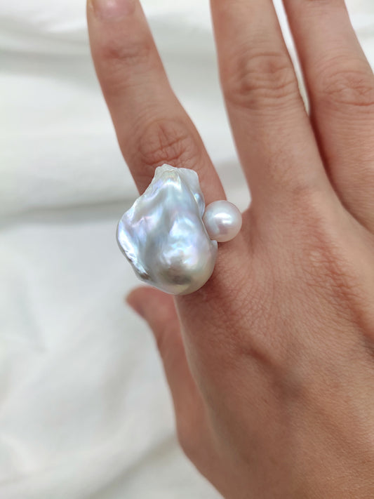 BAROQUE PEARL RING