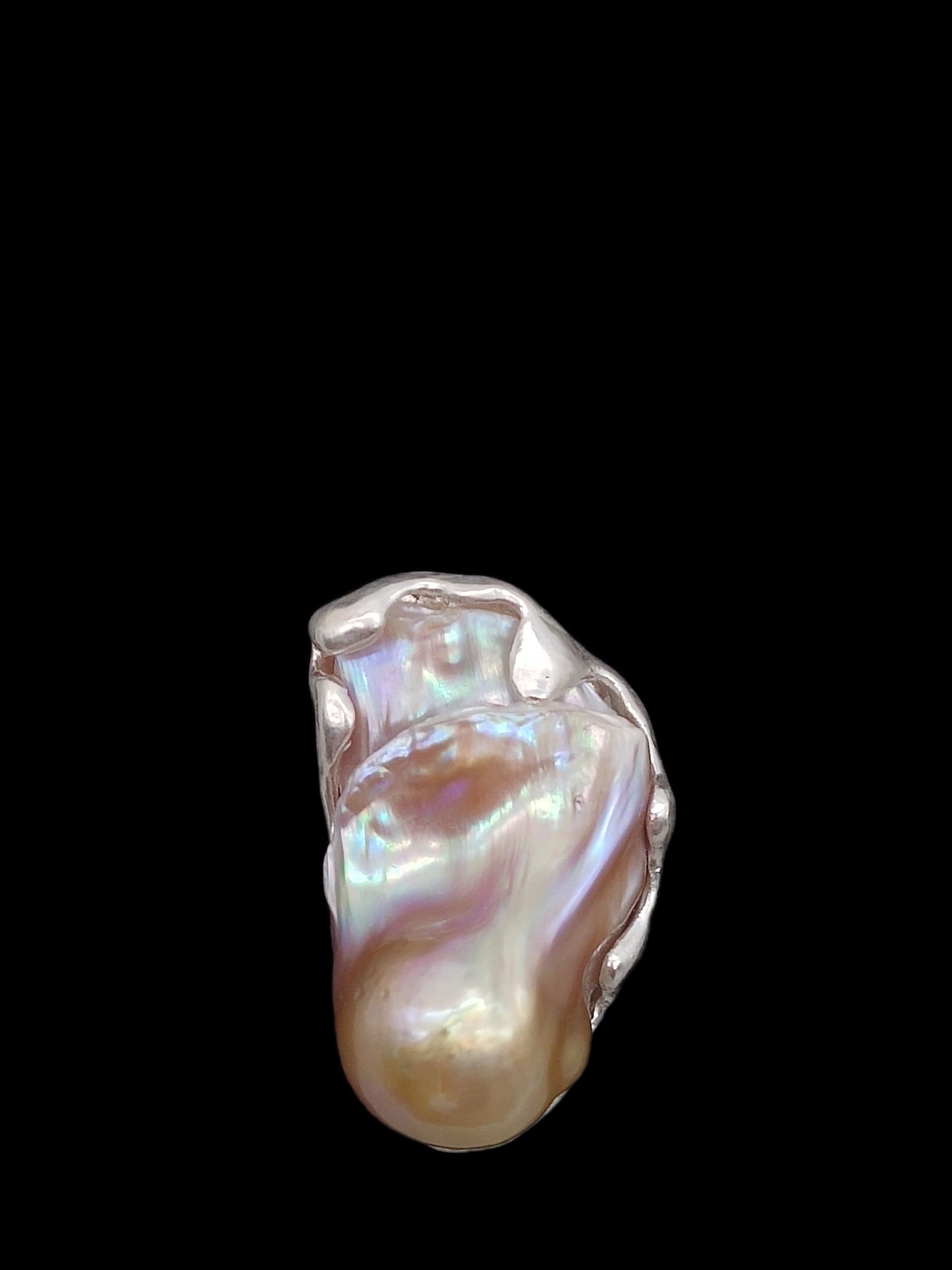 IRIDESCENT PURE SILVER LARGE BAROQUE PEARL RING