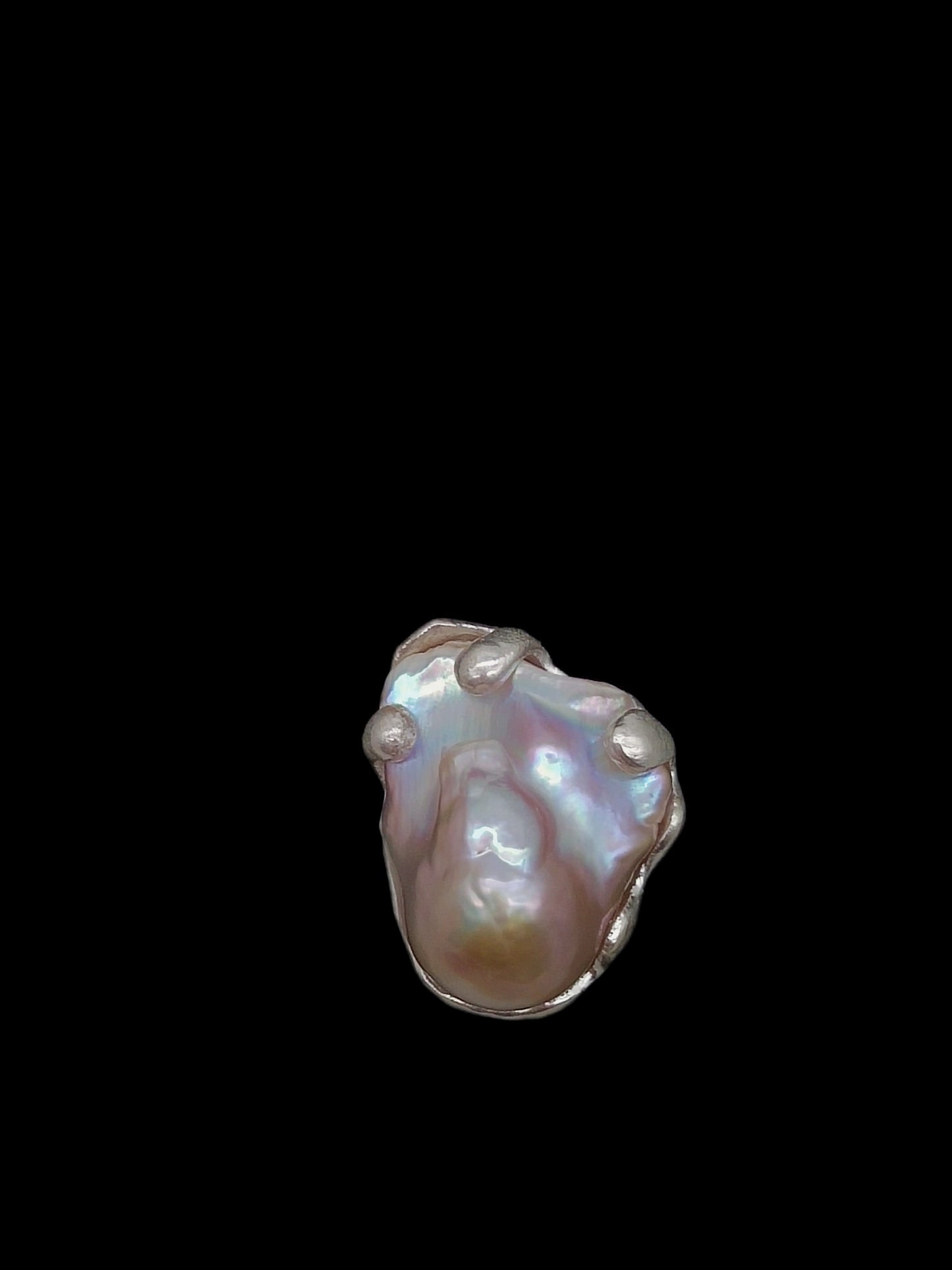 IRIDESCENT PURE SILVER LARGE BAROQUE PEARL RING