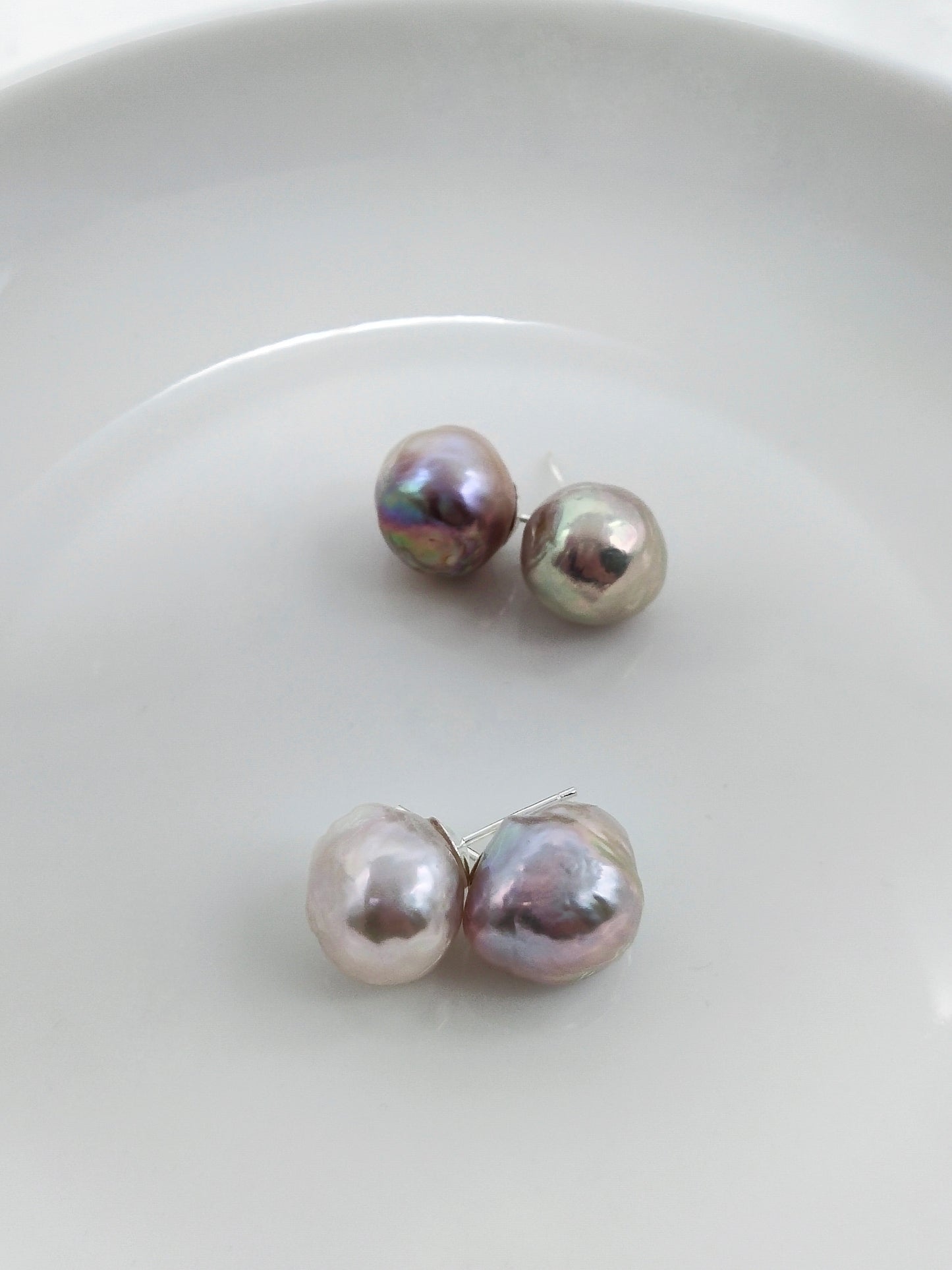 LARGE RIPPLE FRESHWATER PEARL STUD EARRINGS