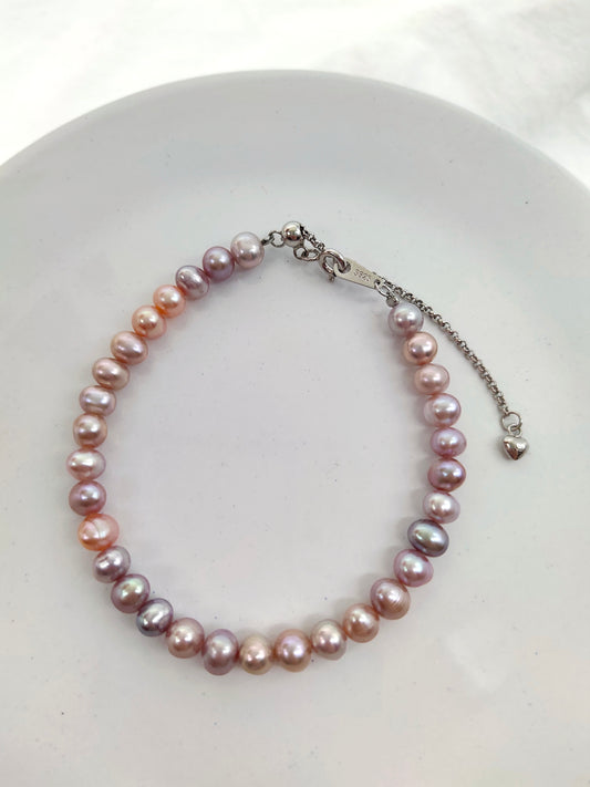 JACARANDA FRESHWATER PEARL BRACELET