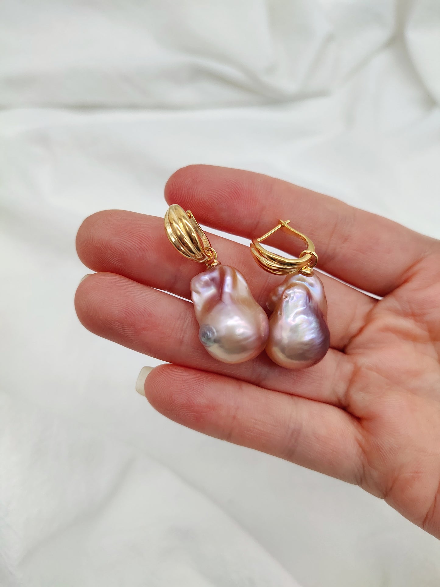 IRIDESCENT BAROQUE PEARL EARRINGS