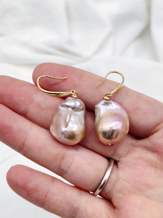 IRIDESCENT BAROQUE PEARL EARRINGS