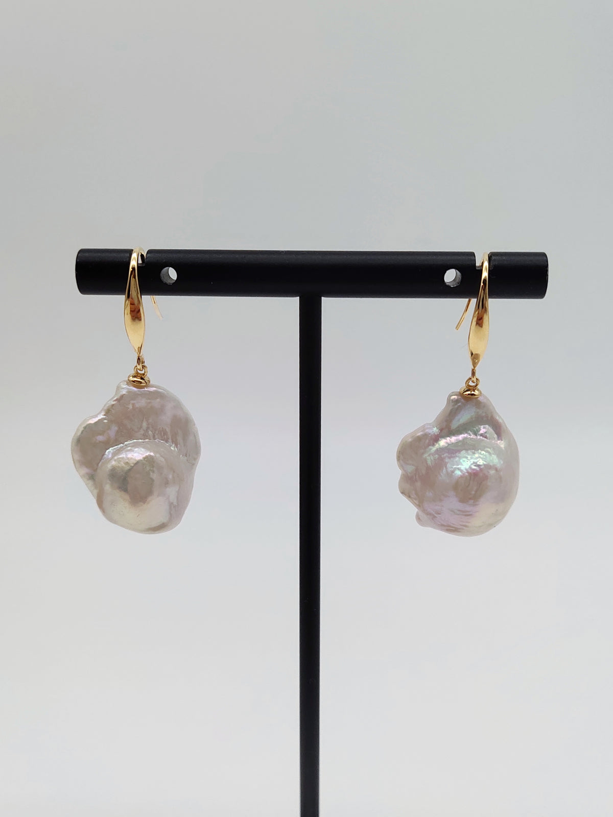 CLASSIC WHITE BAROQUE PEARL EARRINGS