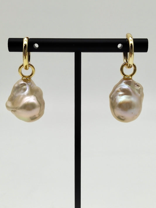 CHAMPAGNE BAROQUE PEARL EARRINGS