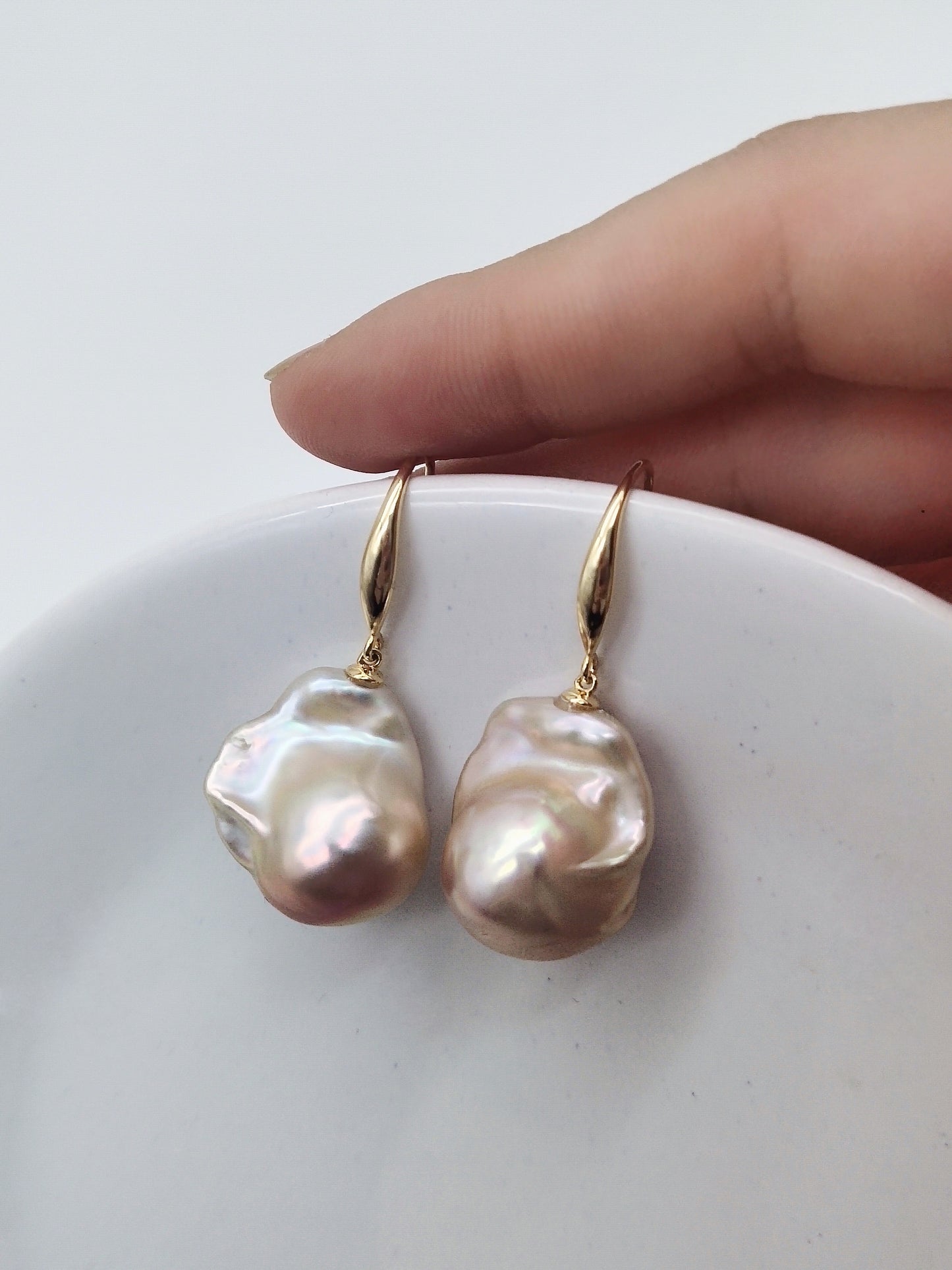 IRIDESCENT BAROQUE PEARL EARRINGS
