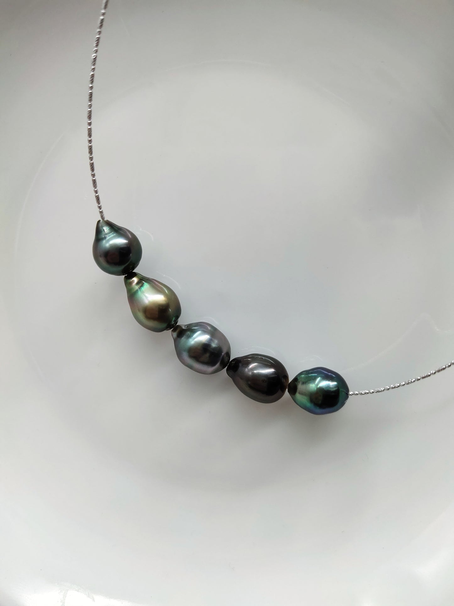 Tahitian pearl necklace