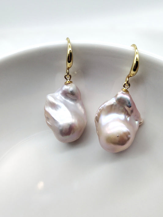 LIGHT PINK LARGE BAROQUE PEARL EARRINGS