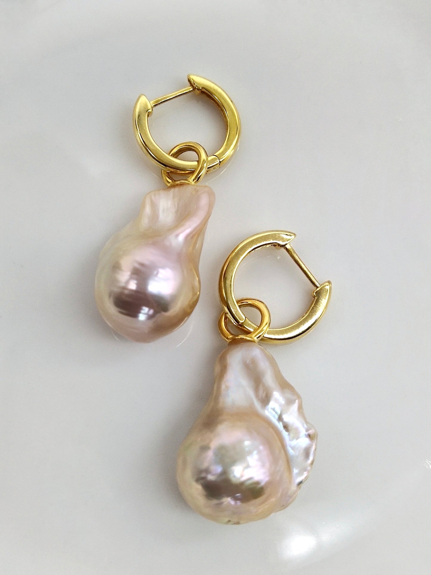 CHAMPAGNE BAROQUE PEARL EARRINGS