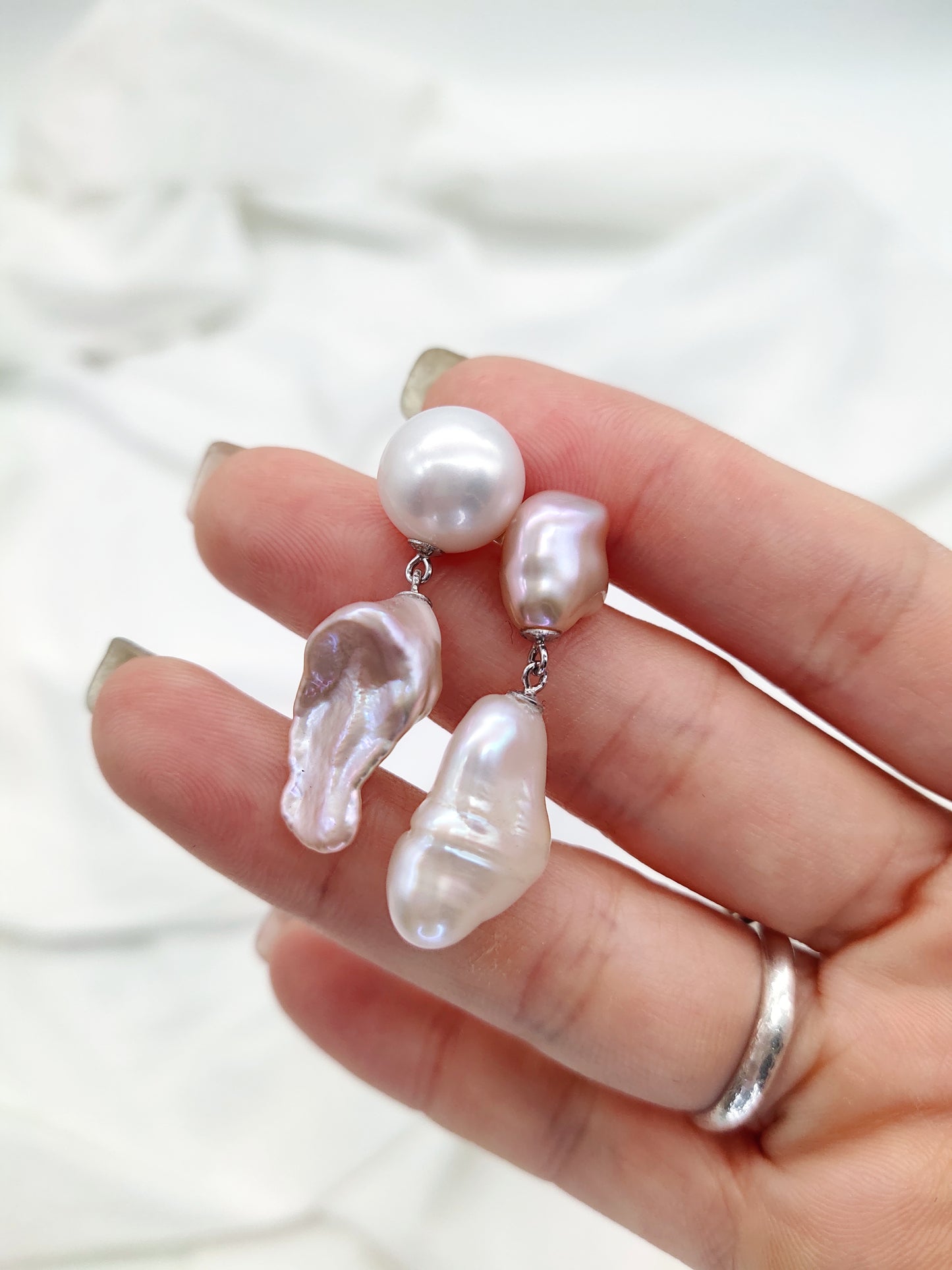 COLOURFUL ASYMMETRICAL SYTLE PEARL EARRINGS