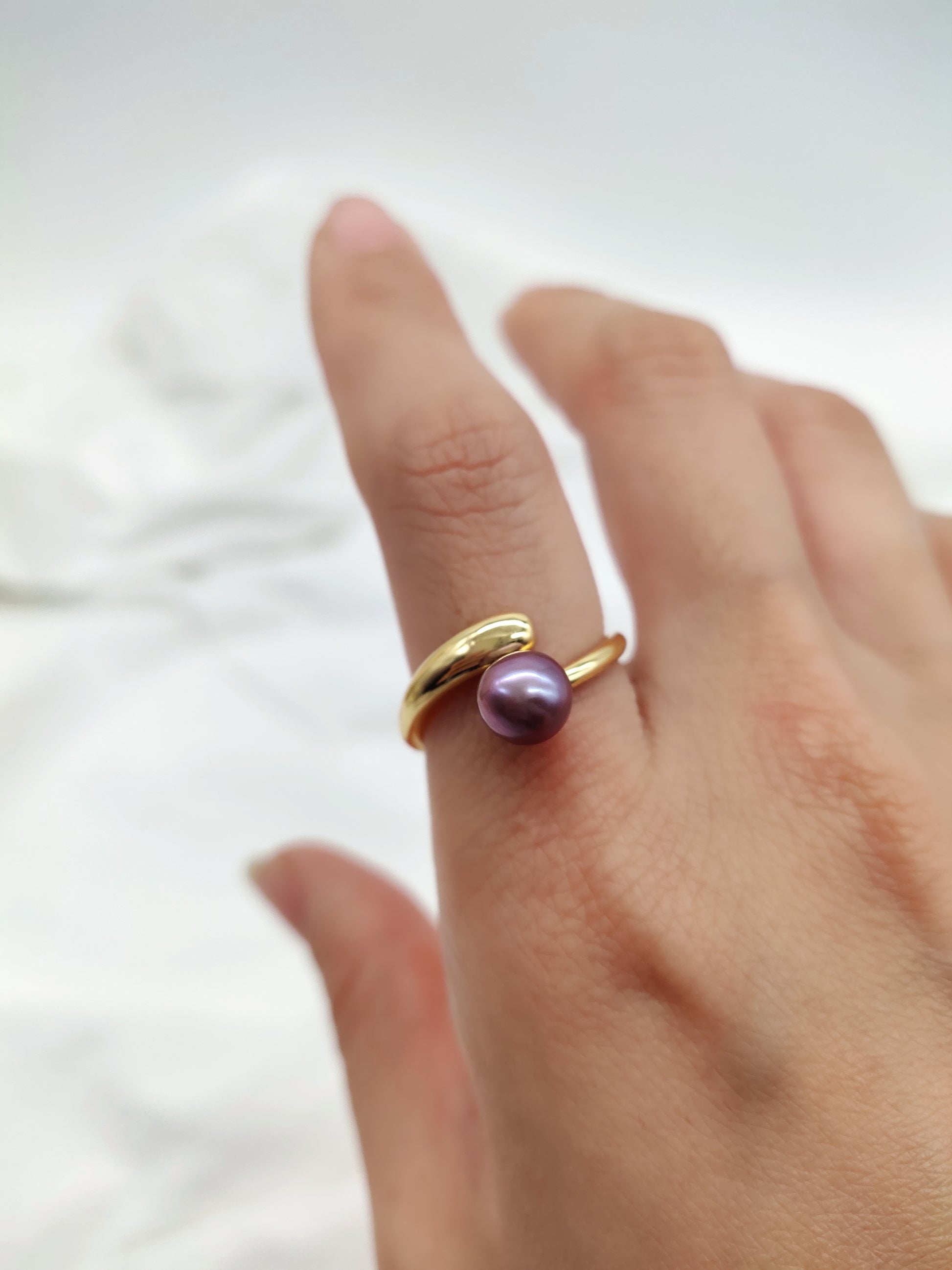 CLASSIC ROUND NATURAL PURPLE  PEARL RING