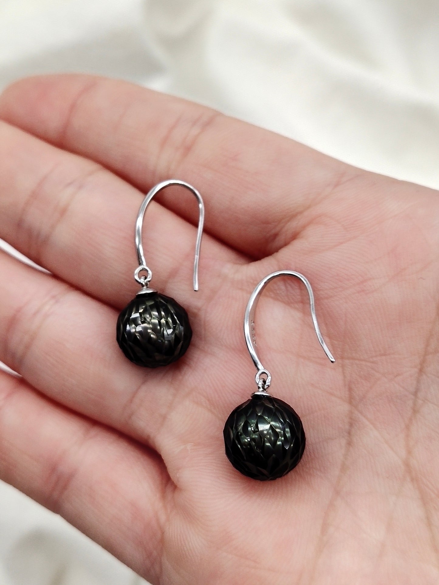 HAND CARVED TAHITIAN SOUTH SEA PEARL DROP EARRINGS