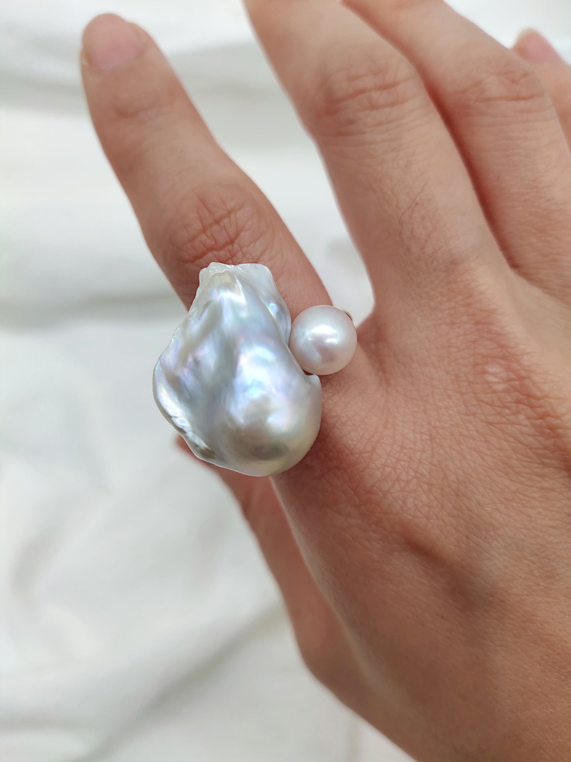 BAROQUE PEARL RING