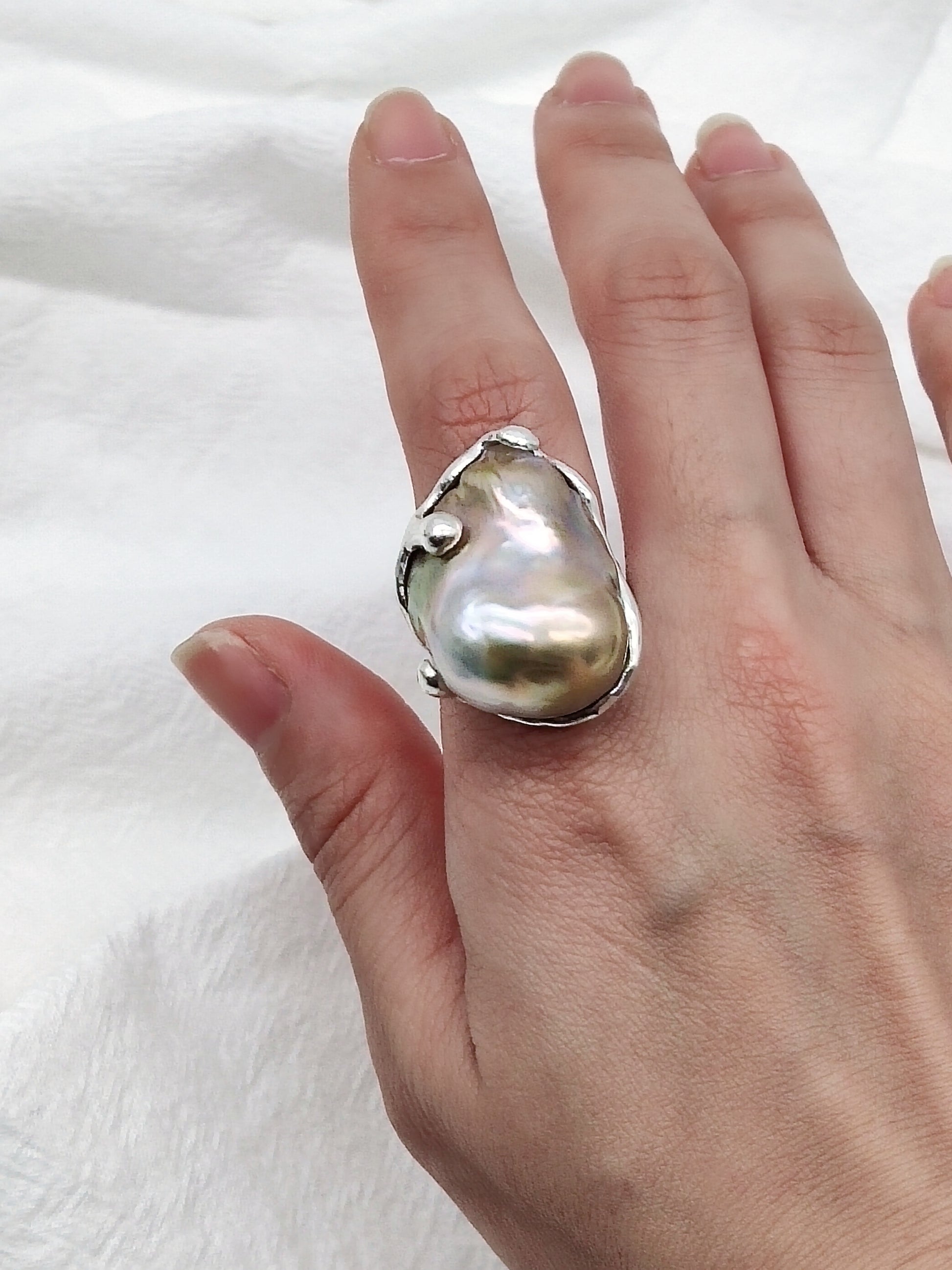 IRIDESCENT PURE SILVER LARGE BAROQUE PEARL RING