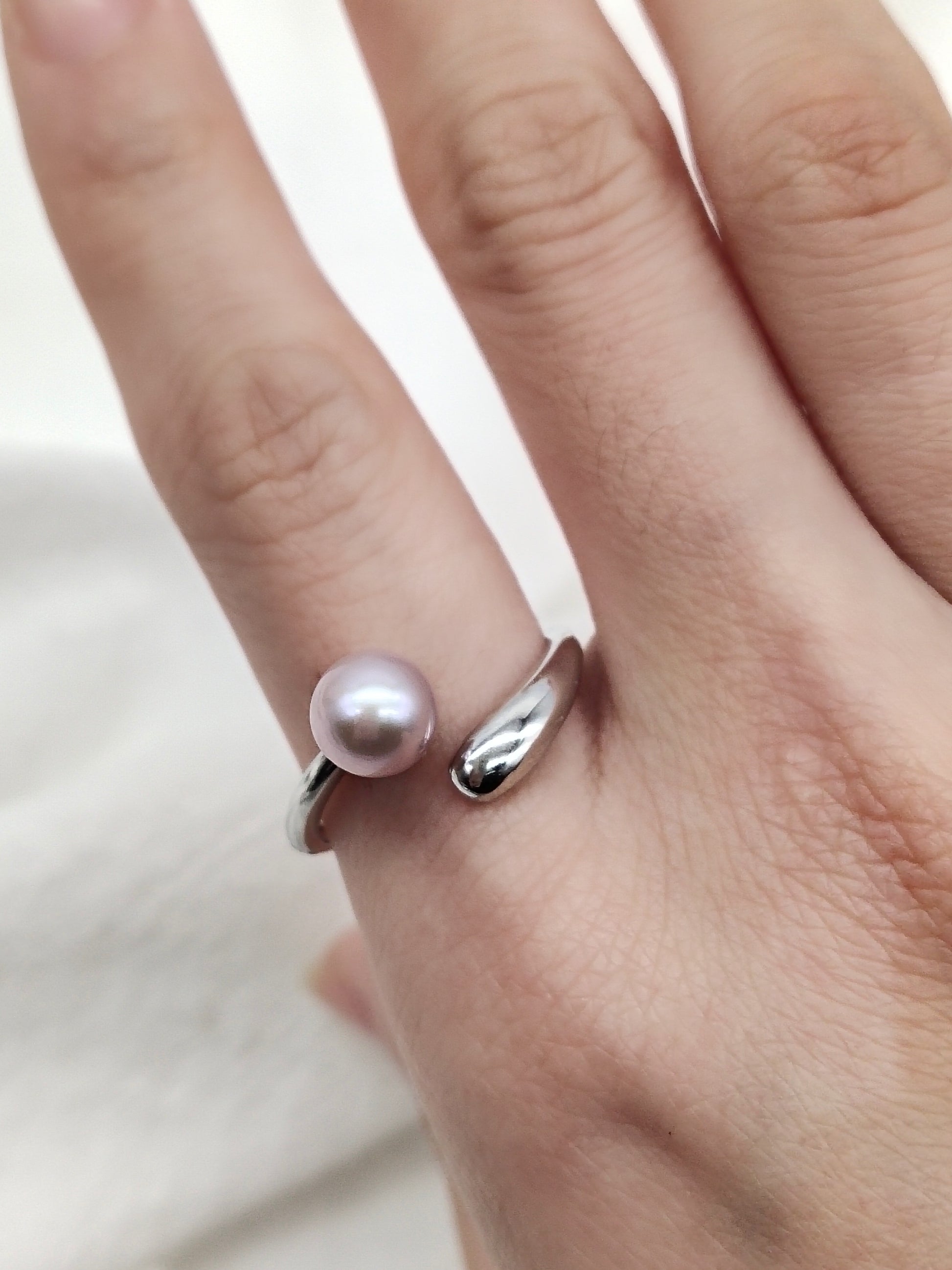 NATURAL PINK ROUND PEARL RING