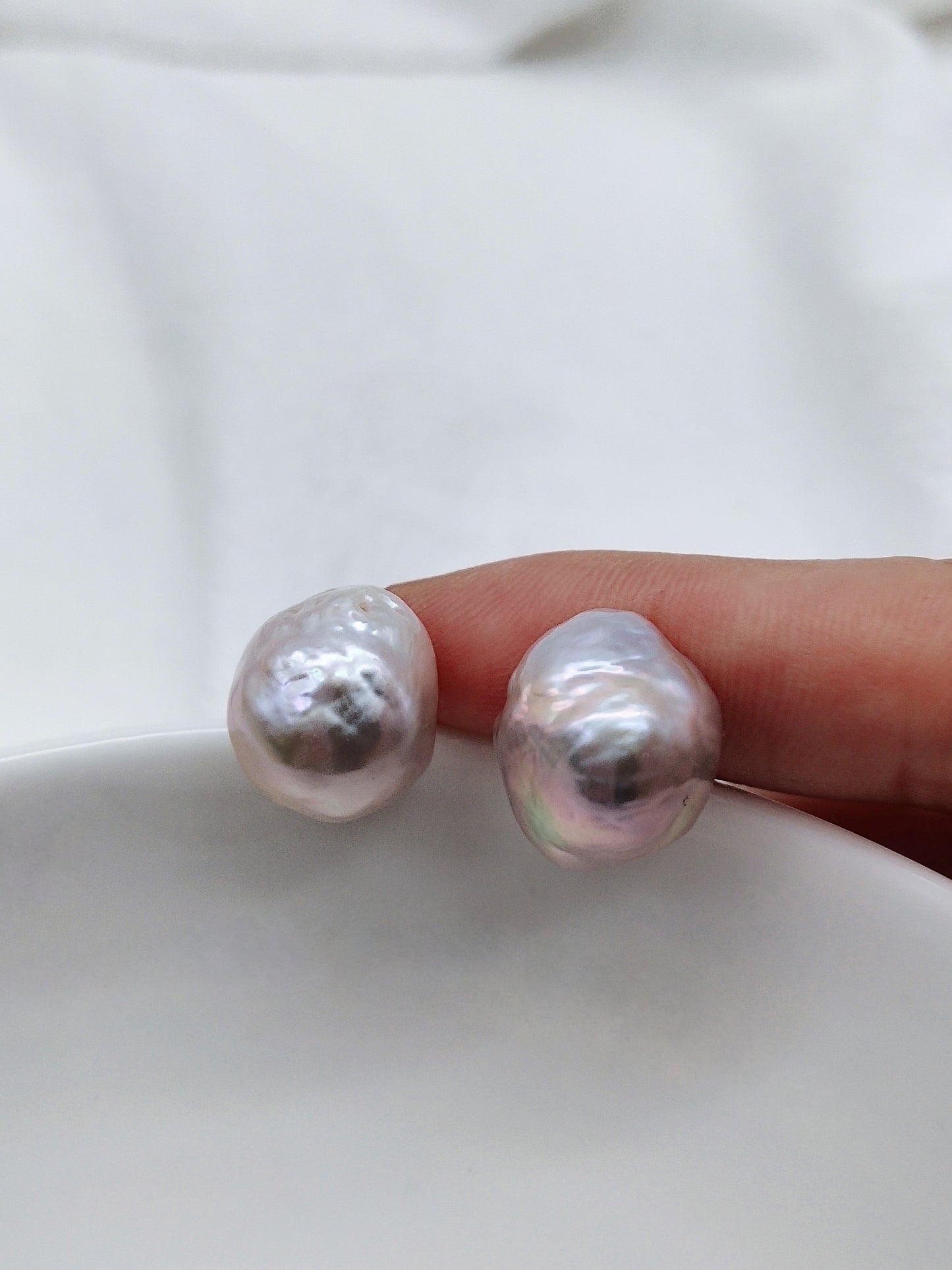 LARGE RIPPLE FRESHWATER PEARL STUD EARRINGS