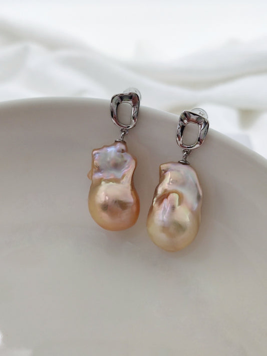 CHAMPAGNE BAROQUE PEARL EARRINGS WITH GREEN LUSTER