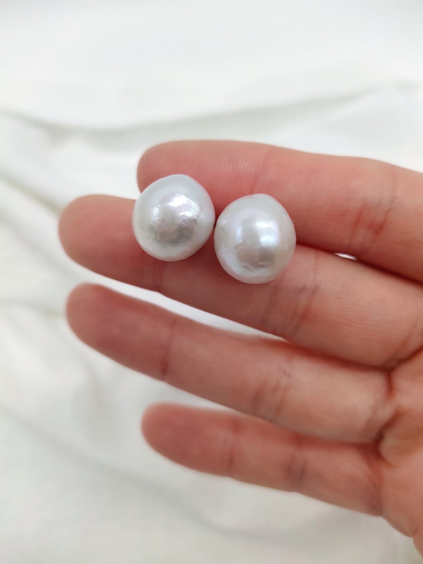 LARGE RIPPLE FRESHWATER PEARL STUD EARRINGS