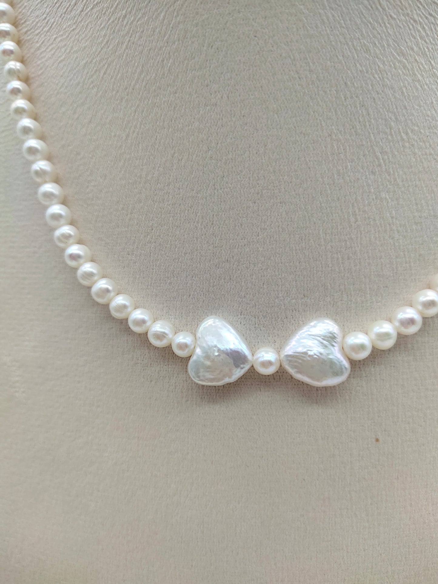 BOW PEARL NECKLACE