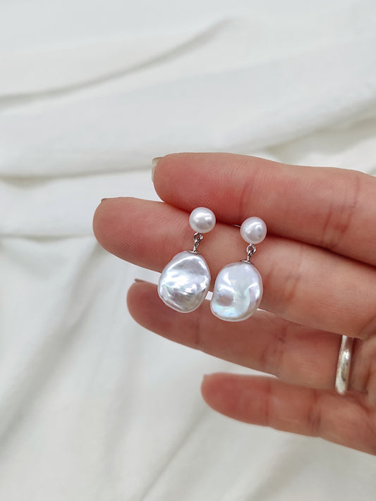 PETAL PEARL EARRINGS - KESHI PEARL