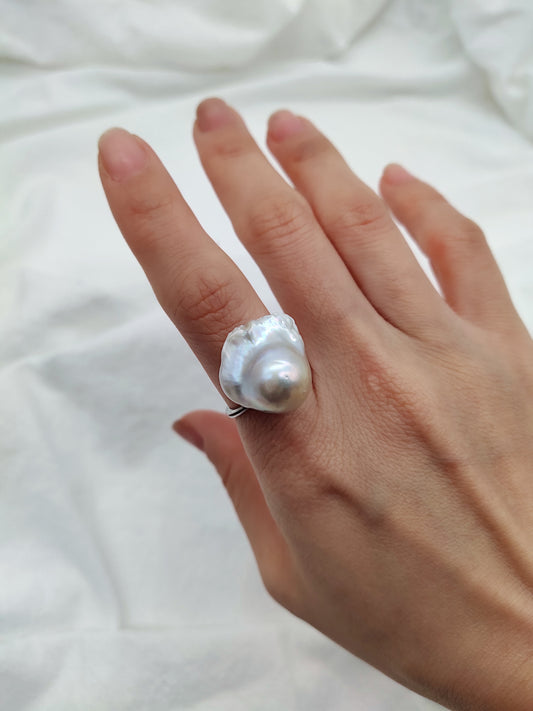 LARGE BAROQUE PEARL RING