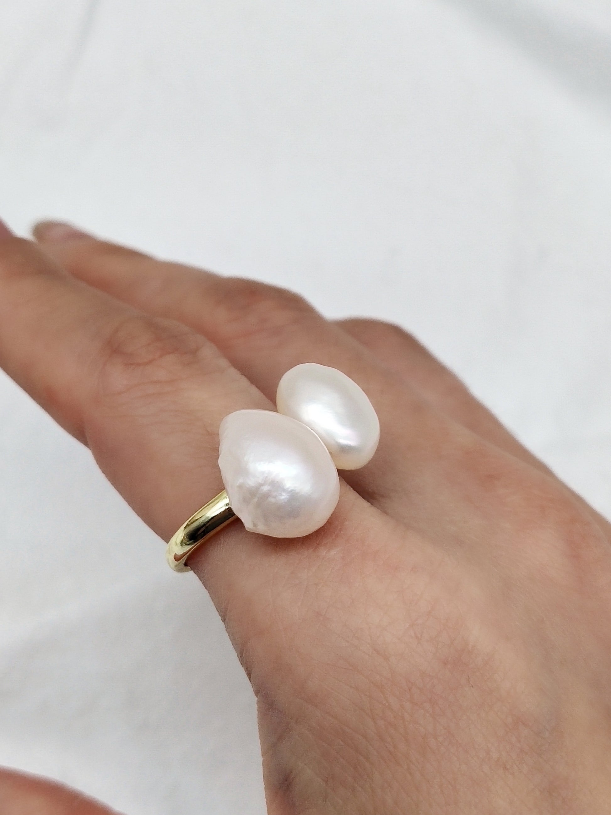 Double pearls ring