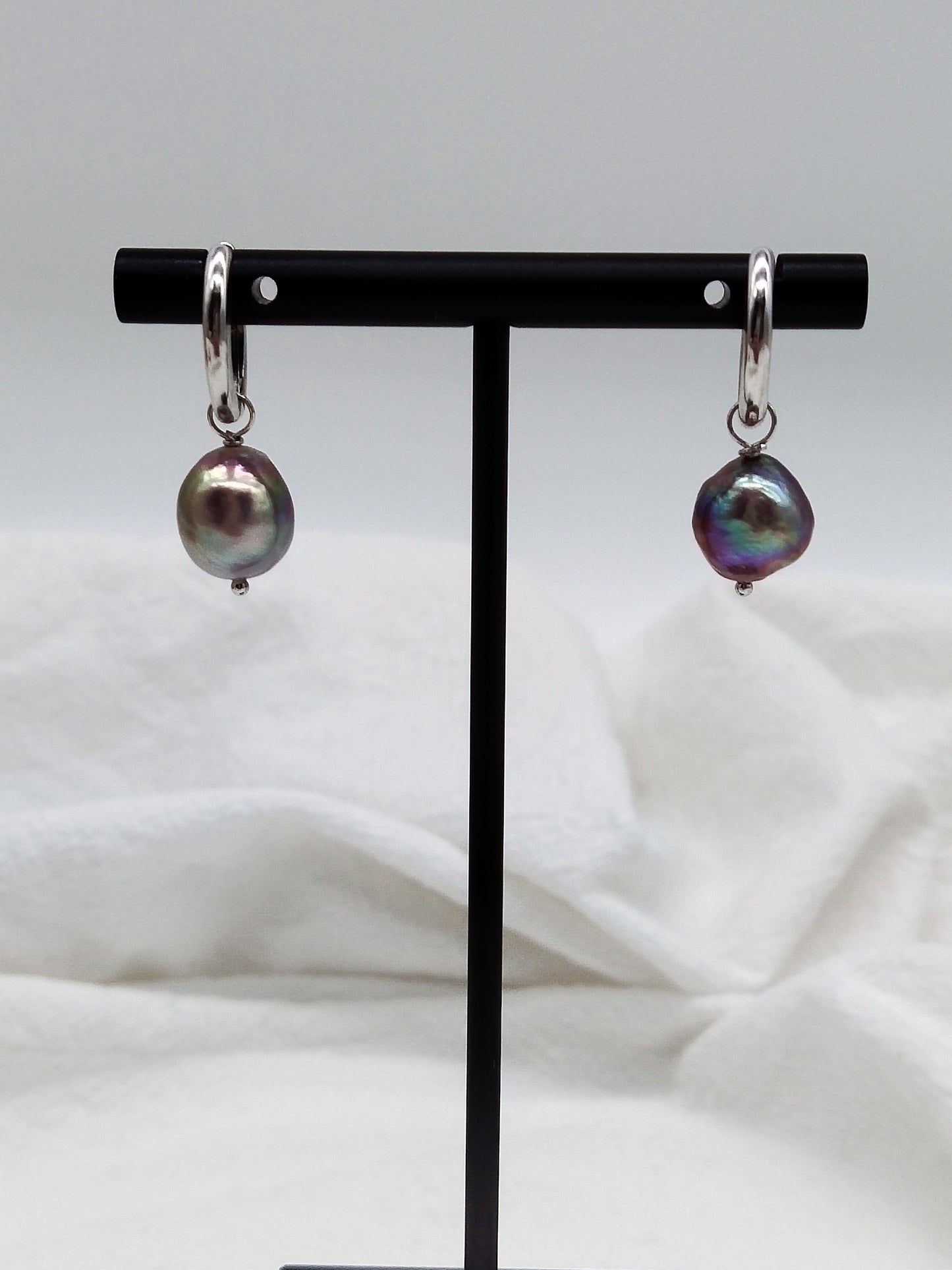 CUSTOM MADE TWO-TONE PEARL DROP EARRINGS AND NECKLACE