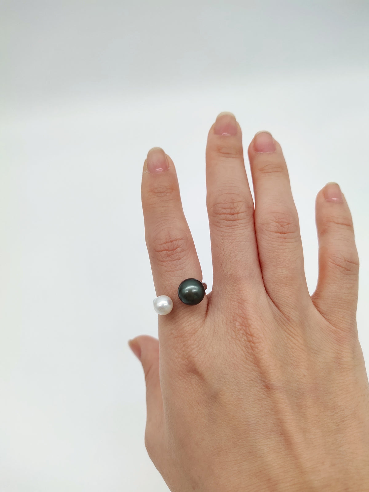 black pearl ring