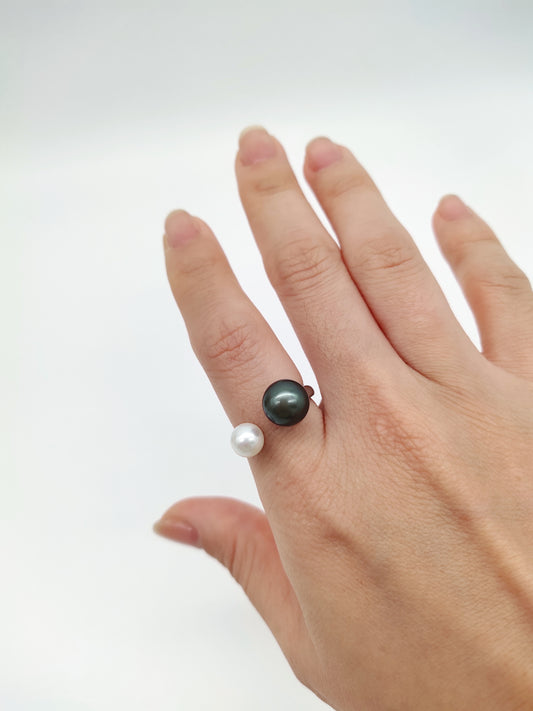 black pearl ring