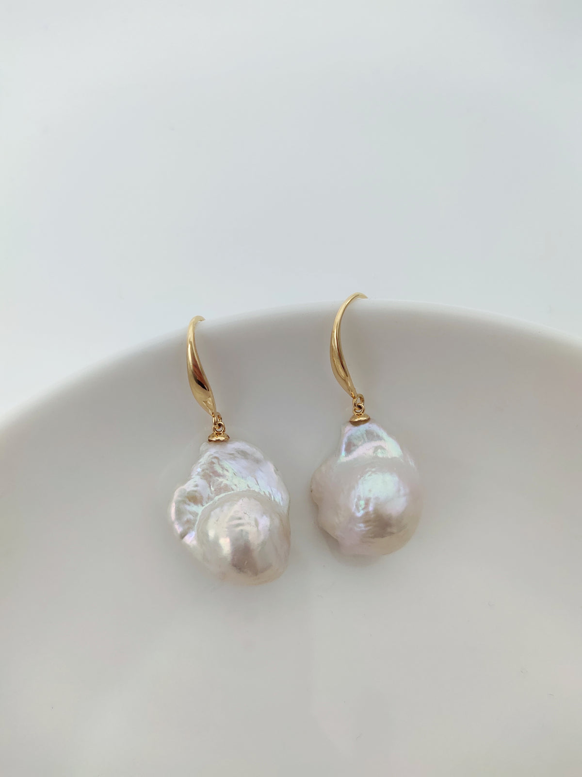 CLASSIC WHITE BAROQUE PEARL EARRINGS