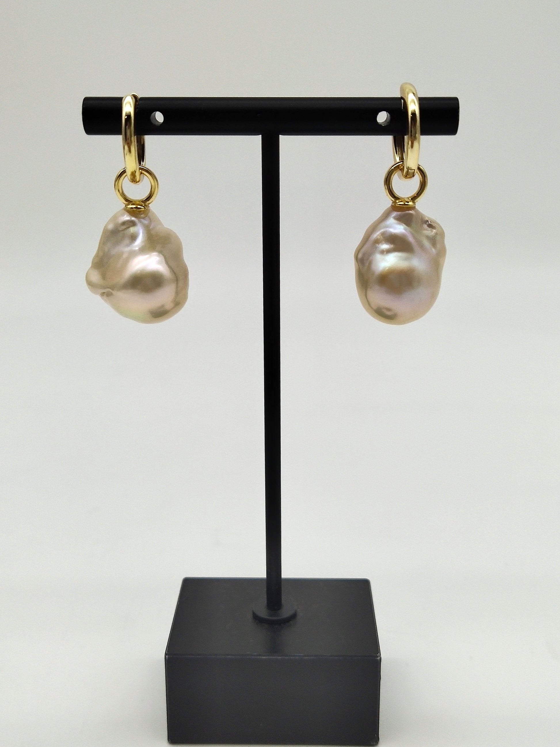 CHAMPAGNE BAROQUE PEARL EARRINGS
