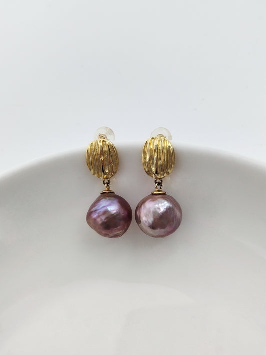 IRIDESCENT RIPPLE PEARL EARRINGS