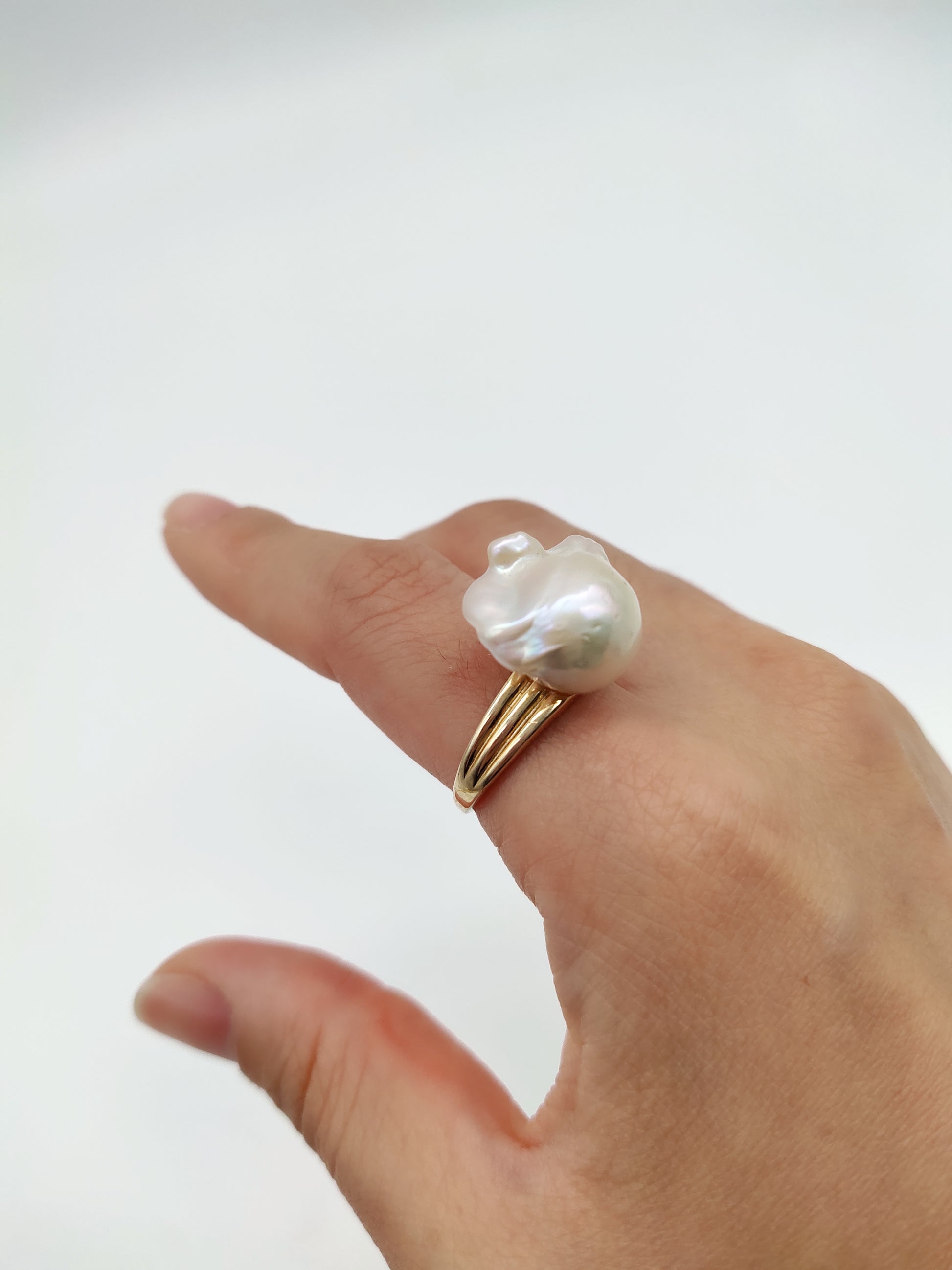 LARGE BAROQUE PEARL RING