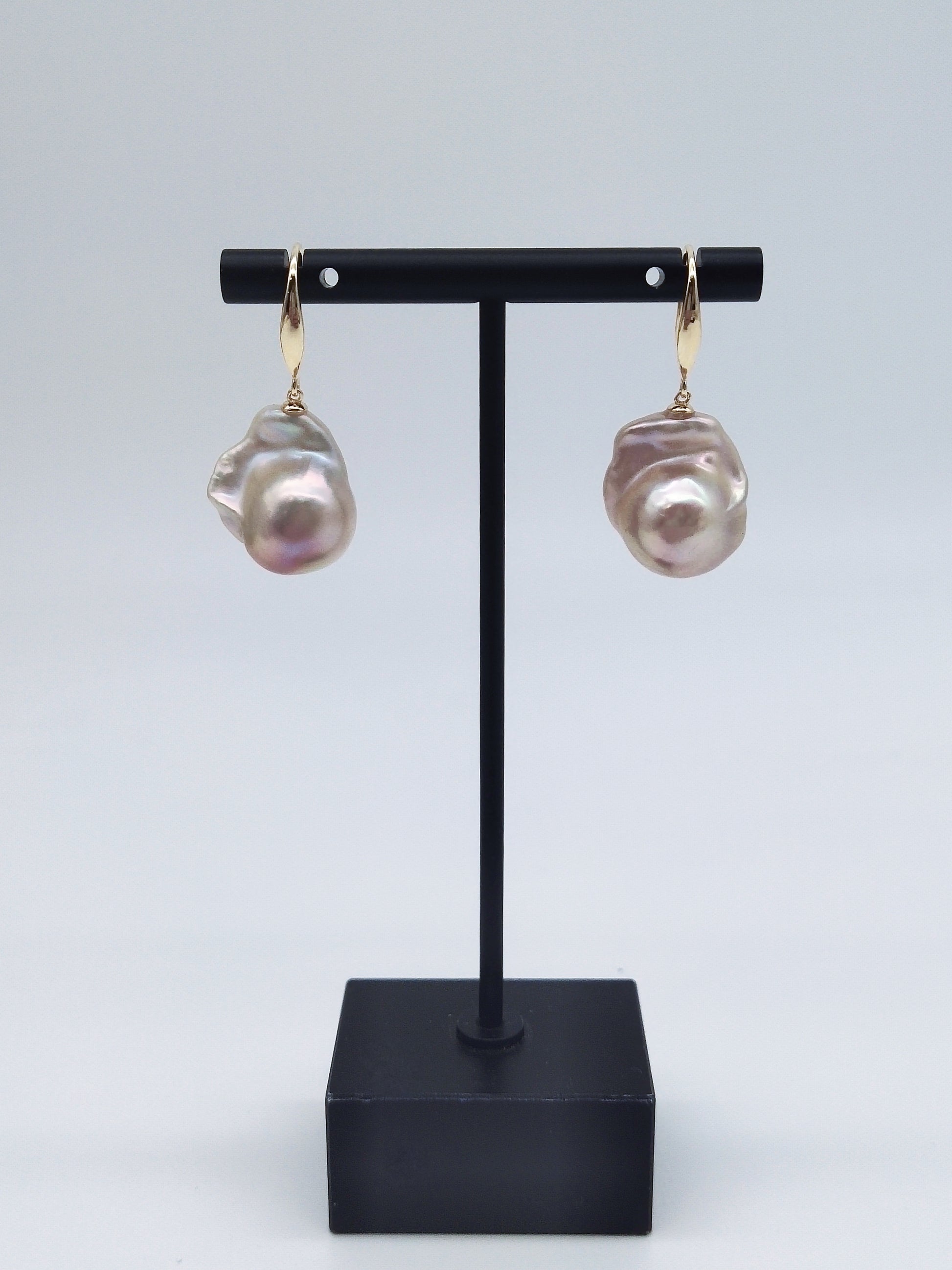 IRIDESCENT BAROQUE PEARL EARRINGS