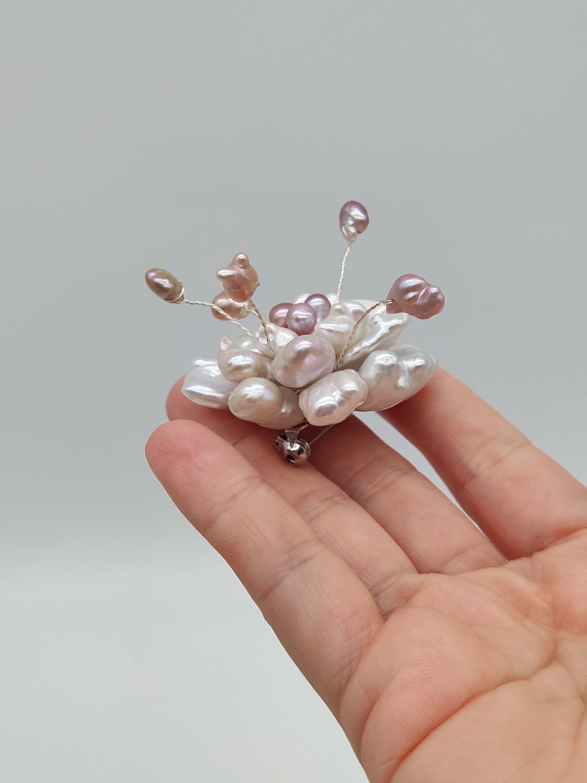 BLOOM BROOCH