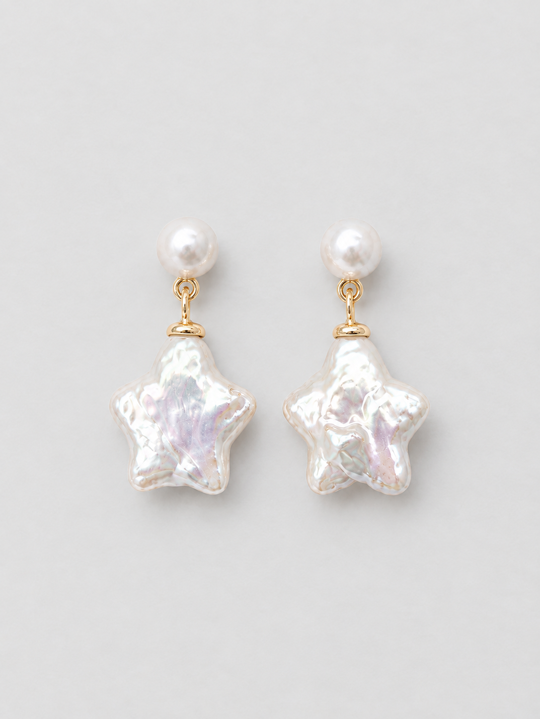 WHITE STAR PEARL EARRINGS
