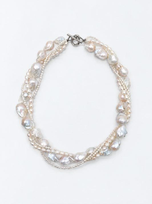 WHITE TWIST PEARL NECKLACE