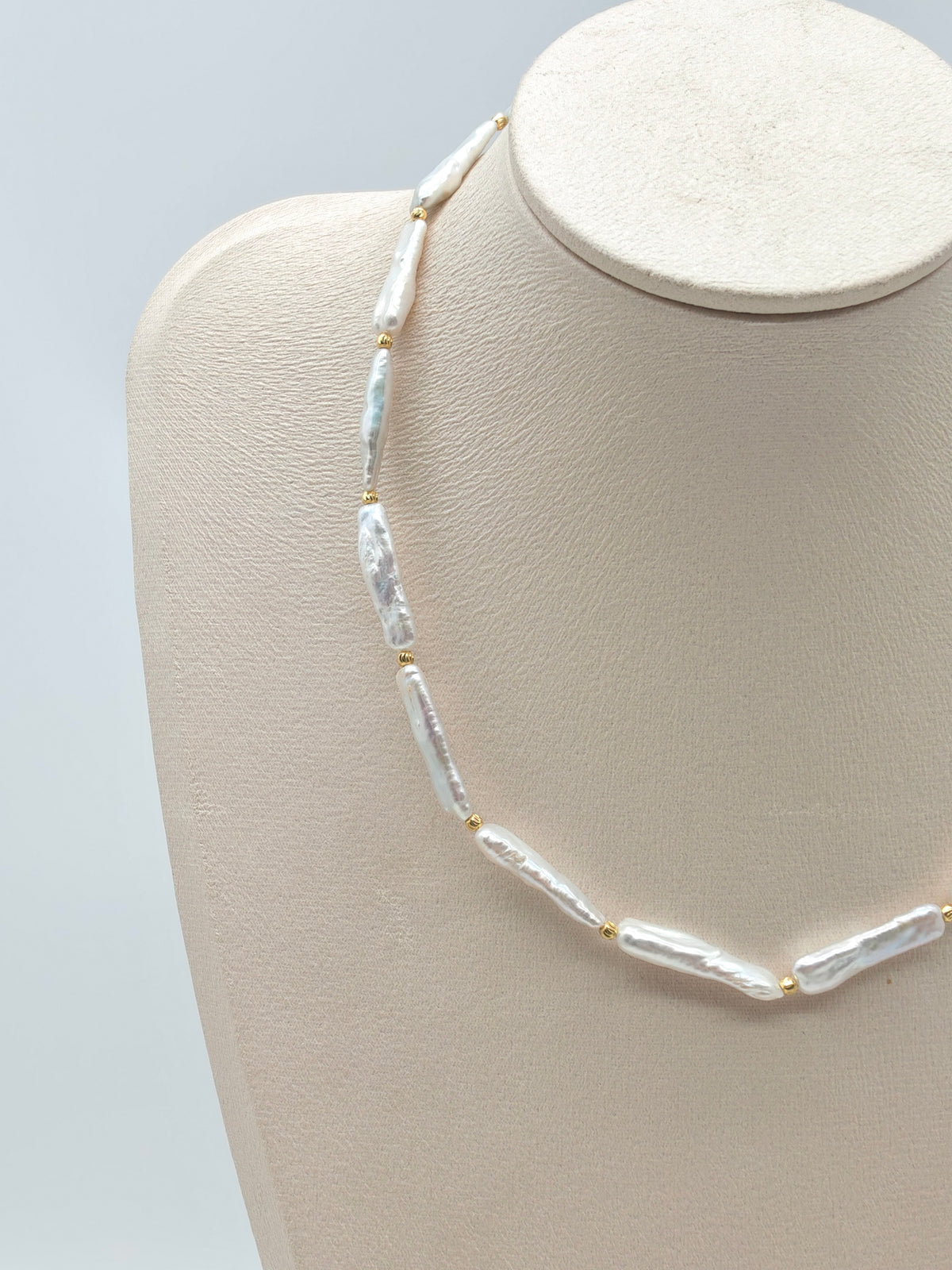CLAUDIA NECKLACE