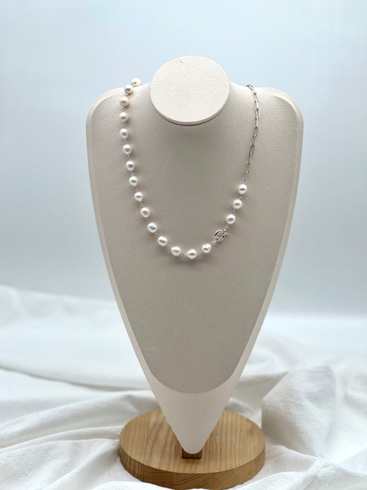 HALF CHAIN PEARL NECKLACE - MOYZ