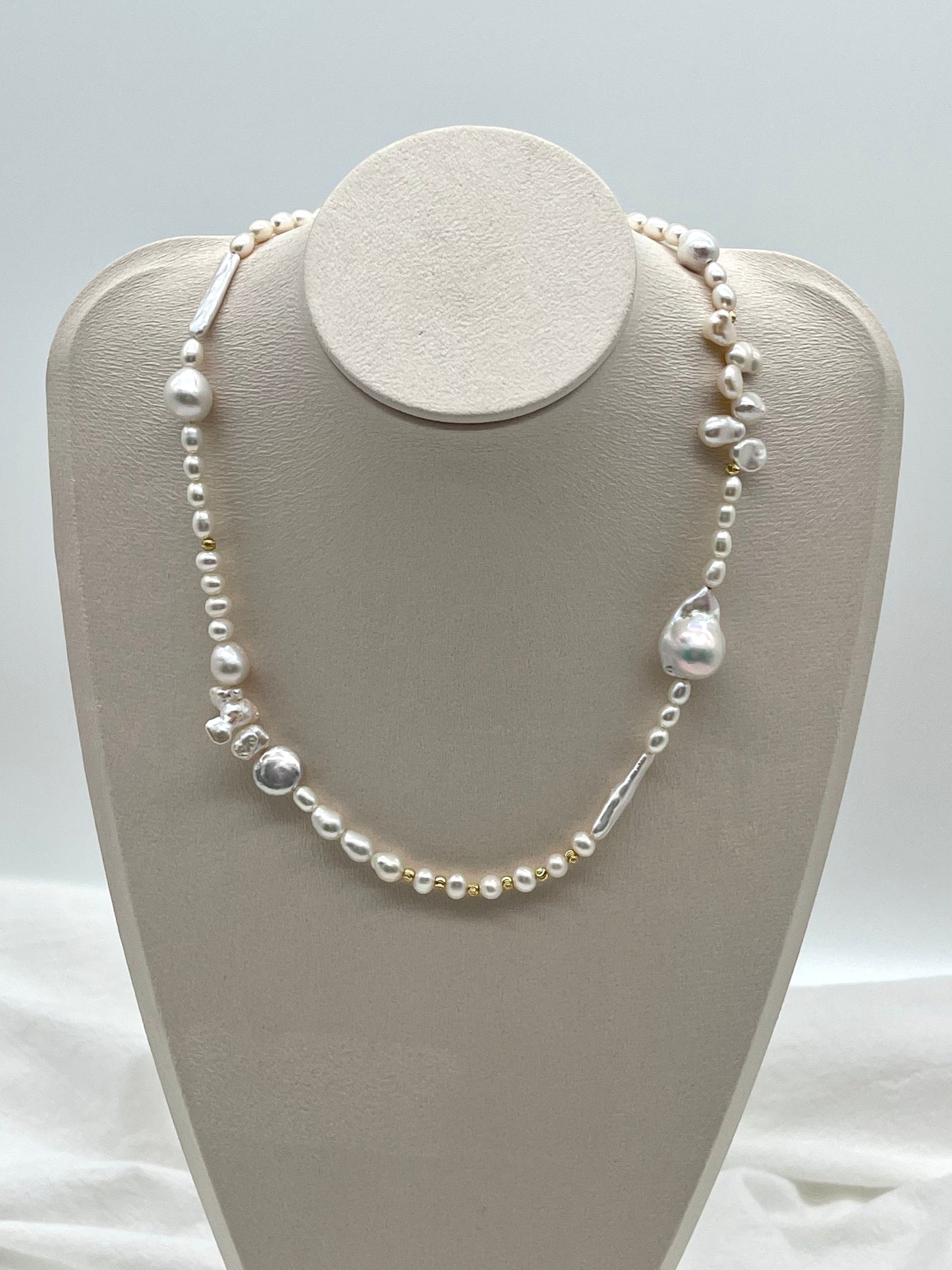 MIXED BAROQUE PEARL NECKLACE