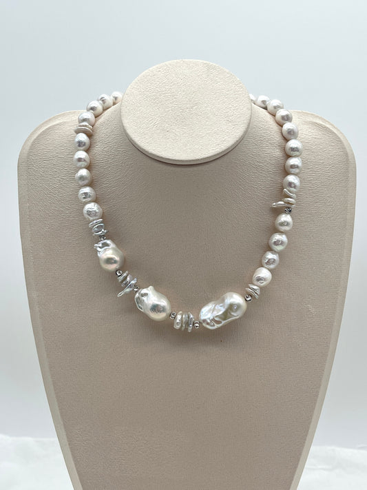 LARGE BAROQUE PEARL NECKLACE