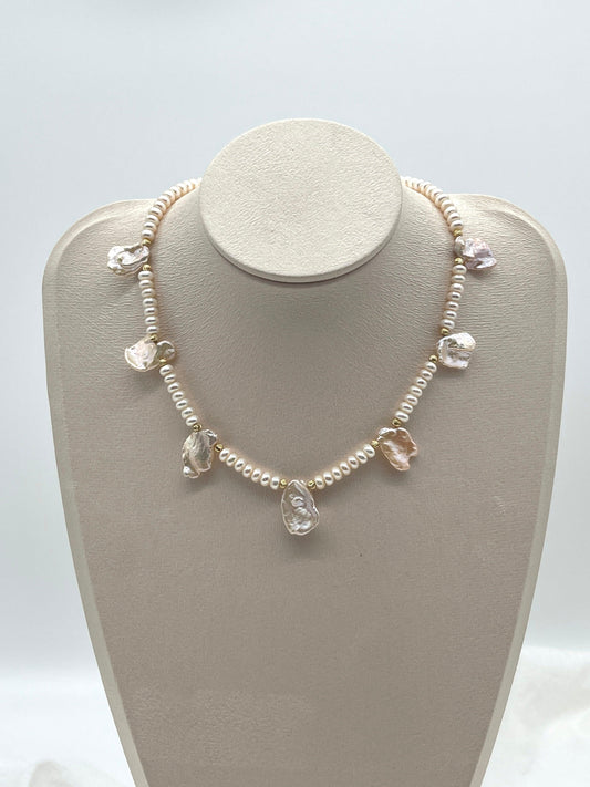 PETAL PEARL CHOKER - MOYZ