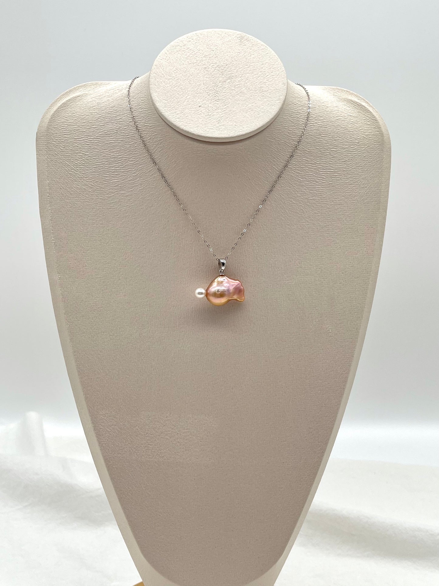 CUTE FISH BUBBLE BAROQUE PEARL NECKLACE - MOYZ